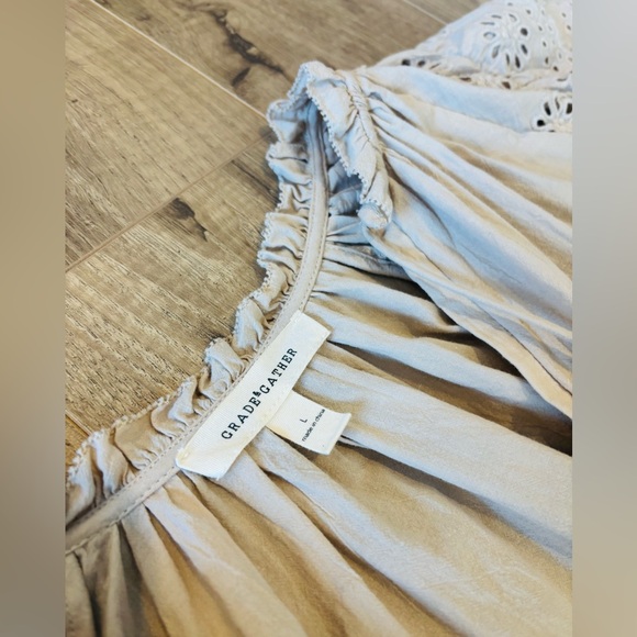 Grade & Gather Cream Eyelet Flutter Sleeve Blouse – 100% Cotton – Size Large - Picture 4 of 4